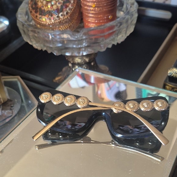 Versace Black Square Sunglasses with Gold Medallion Detail - Picture 4 of 4